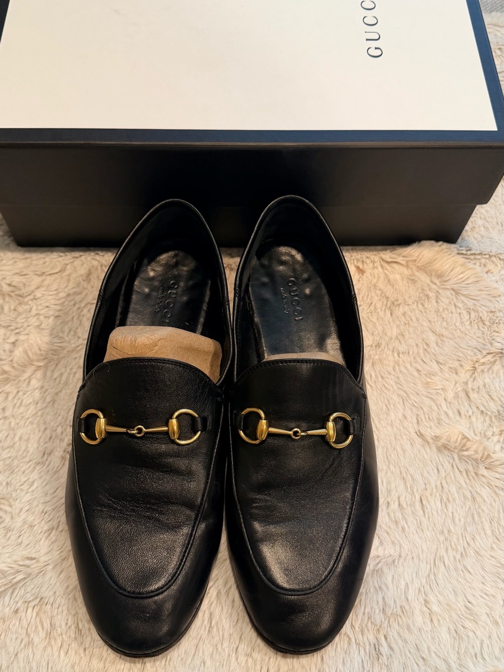 Gucci Black Leather Loafers with Gold Horsebit